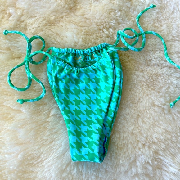 XS Skatie Ventura Kristin green blue houndstooth print string bikini bottom only - Picture 4 of 7